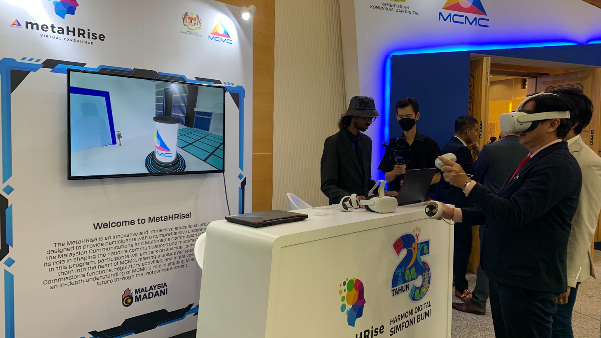 MetaHRise — MCMC VR Training